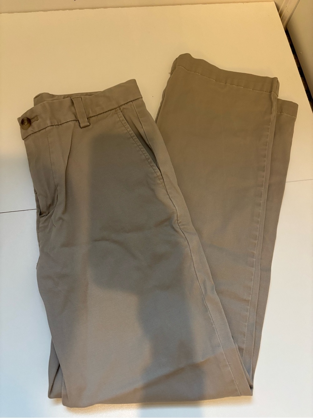 Vineyard Vines kids Chinos in Taupe, size 14